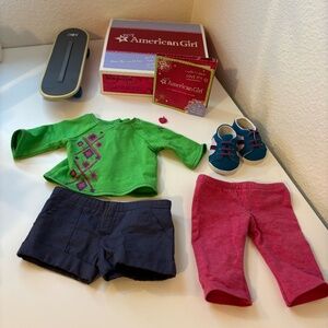 Retired 2011 American Girl Doll Skateboard Set Complete in Box w/ Charm